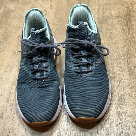 Munich sneakers, size 7, excellent used condition - Picture 2 of 8